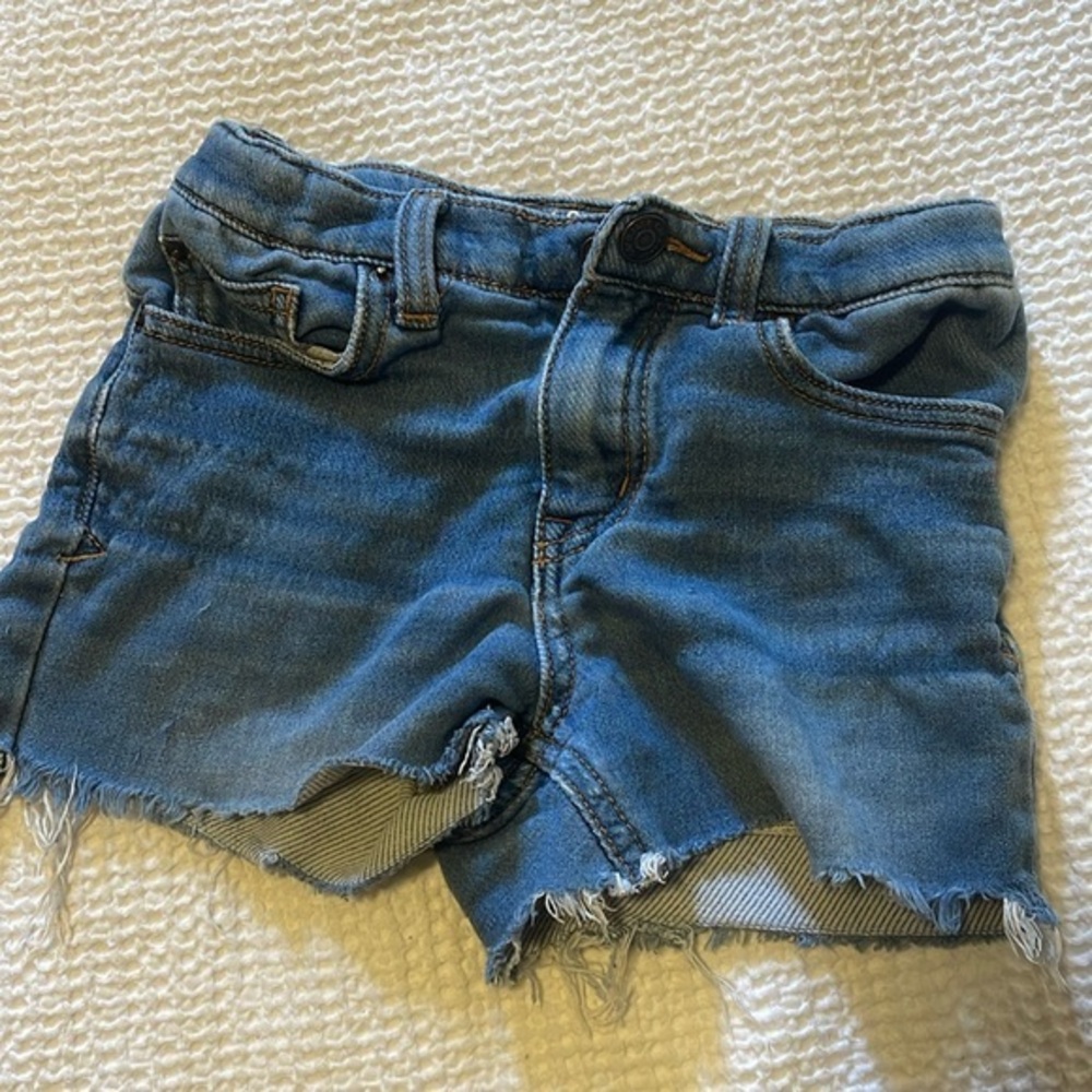 Cat&Jack girls Jean shorts 5/$20